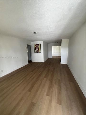 4177 NW 52nd Ave, Lauderdale Lakes, FL 33319