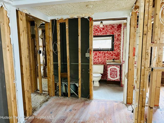 30 Rose Street, Niverville, NY 12130