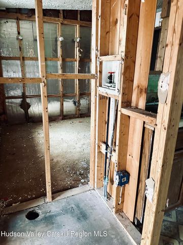 30 Rose Street, Niverville, NY 12130