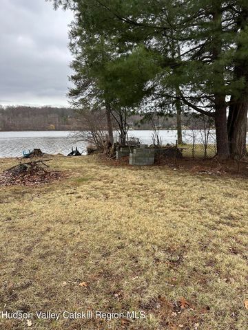 30 Rose Street, Niverville, NY 12130