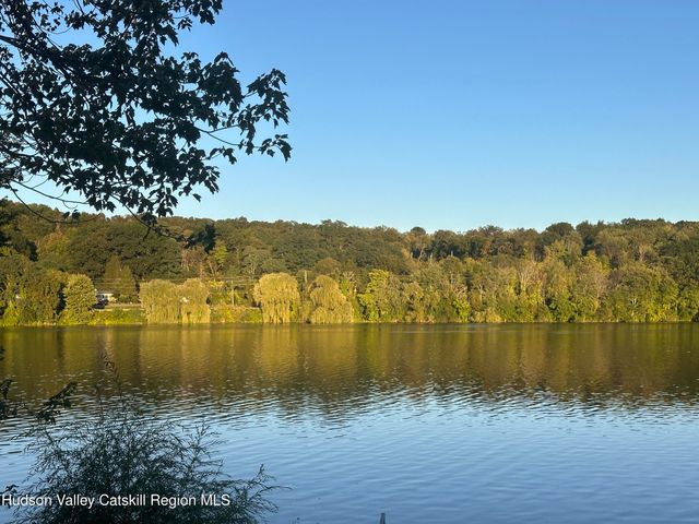 30 Rose Street, Niverville, NY 12130