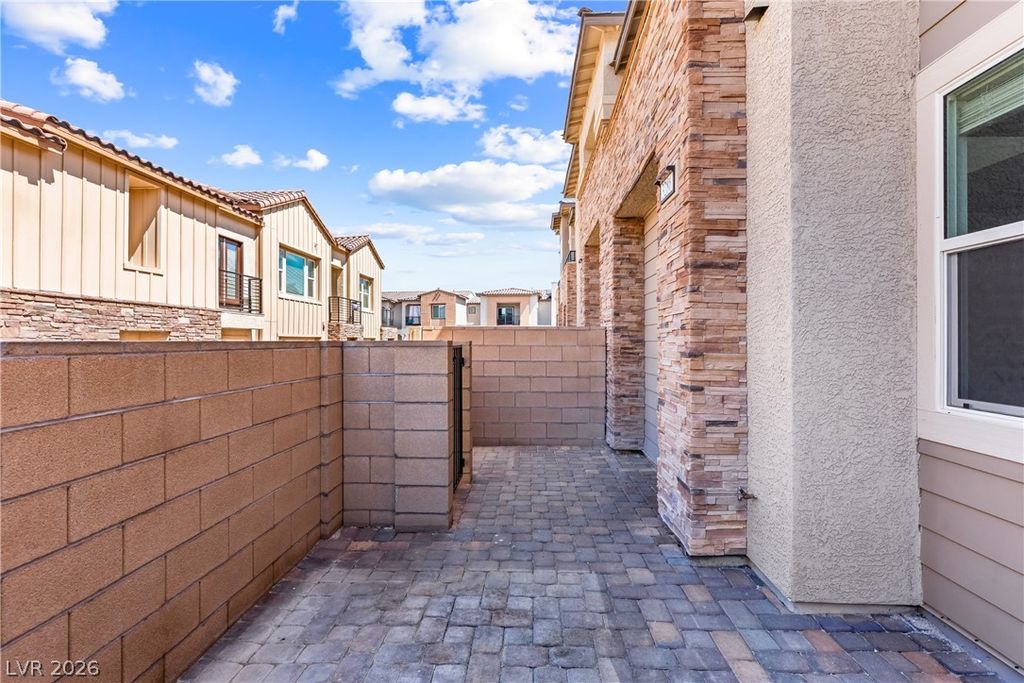 3286 Vasco Falls Avenue, Henderson, NV 89044 — photo 5