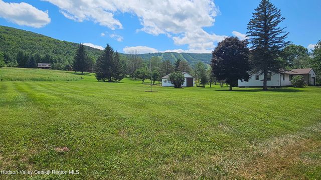 183 South Street, Windham, NY 12496