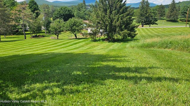 183 South Street, Windham, NY 12496