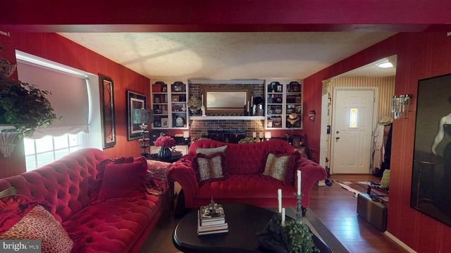 17415 FOUNDERS MILL DR, Rockville, MD 20855