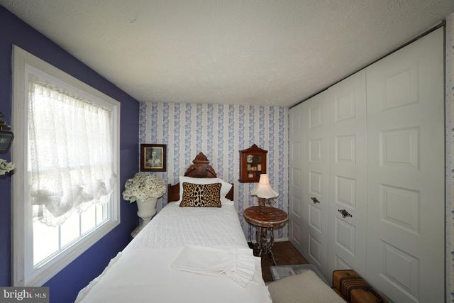 17415 FOUNDERS MILL DR, Rockville, MD 20855