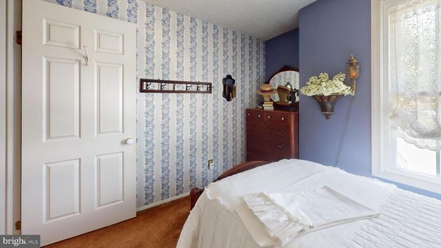 17415 FOUNDERS MILL DR, Rockville, MD 20855