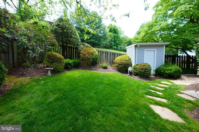 17415 FOUNDERS MILL DR, Rockville, MD 20855