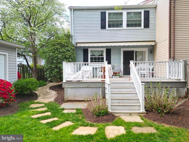 17415 FOUNDERS MILL DR, Rockville, MD 20855
