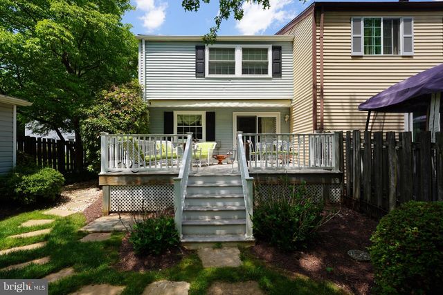 17415 FOUNDERS MILL DR, Rockville, MD 20855