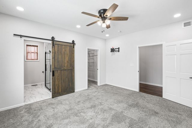 1613 McKay Drive, Knoxville, IA 50138