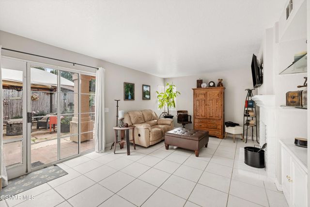 680 Sedgeworth Court, Simi Valley, CA 93065