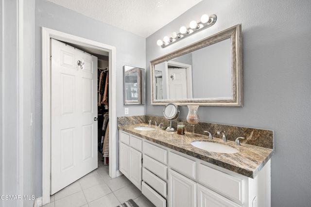 680 Sedgeworth Court, Simi Valley, CA 93065