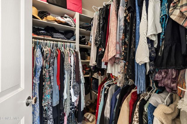 680 Sedgeworth Court, Simi Valley, CA 93065