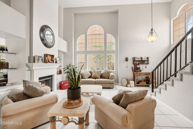 680 Sedgeworth Court, Simi Valley, CA 93065