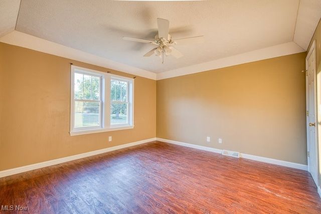 5396 W Maple Avenue, Geneva, OH 44041