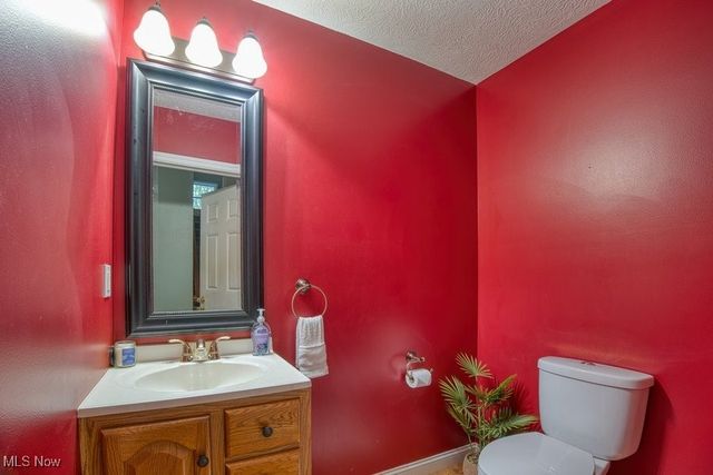 5396 W Maple Avenue, Geneva, OH 44041