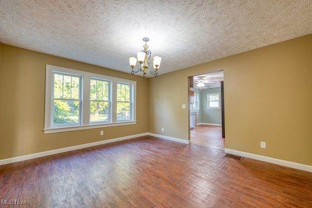 5396 W Maple Avenue, Geneva, OH 44041