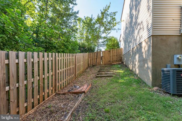 5131 REDBUD RD, Fredericksburg, VA 22407