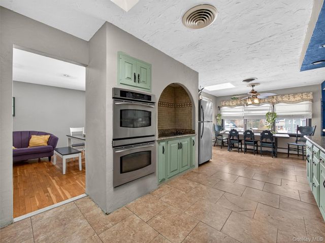 54 Blauvelt Road, Blauvelt, NY 10913