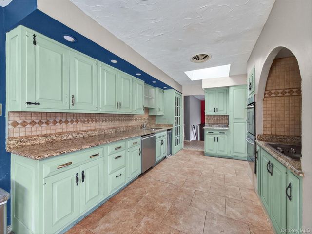 54 Blauvelt Road, Blauvelt, NY 10913