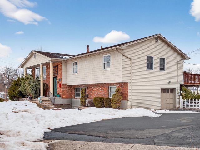 54 Blauvelt Road, Blauvelt, NY 10913