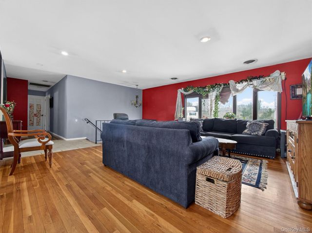 54 Blauvelt Road, Blauvelt, NY 10913