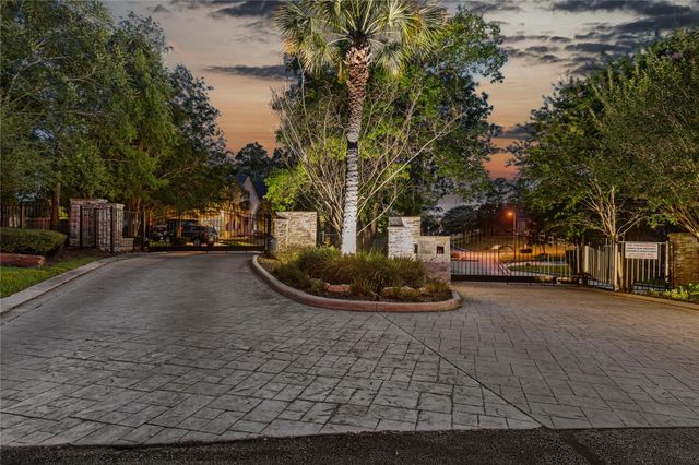 12379 Pebble View Drive, Conroe, TX 77304