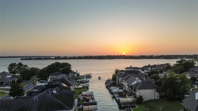 12379 Pebble View Drive, Conroe, TX 77304