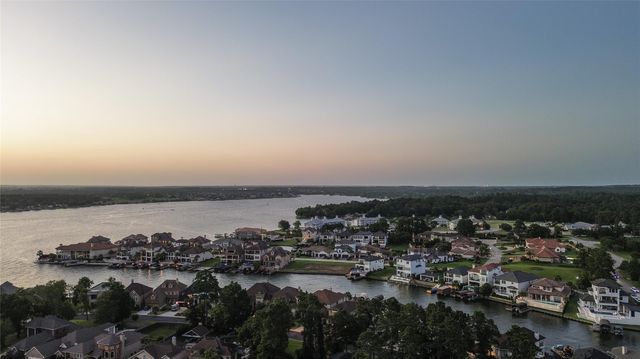 12379 Pebble View Drive, Conroe, TX 77304