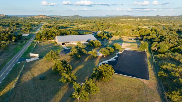 5862 Ranch Road 965, Llano, TX 78643