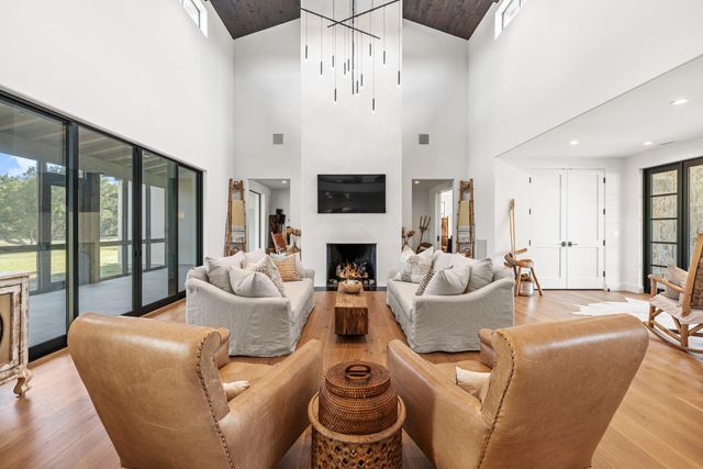 5862 Ranch Road 965, Llano, TX 78643