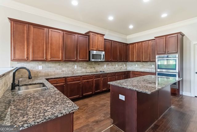 4065 Rotterdam Pass, Hampton, GA 30228