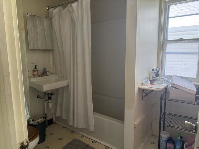 384 North Street, Burlington, VT 05401