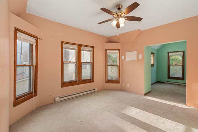 922 Beech Street, Saint Paul, MN 55106
