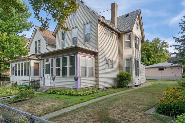 922 Beech Street, Saint Paul, MN 55106