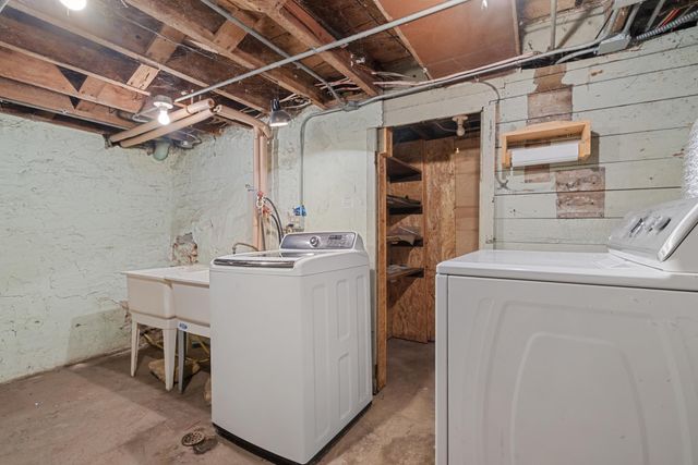 922 Beech Street, Saint Paul, MN 55106