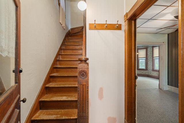 922 Beech Street, Saint Paul, MN 55106