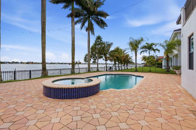 18662 SW 17th Court, Miramar, FL 33029