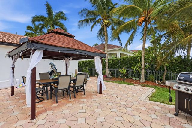 18662 SW 17th Court, Miramar, FL 33029