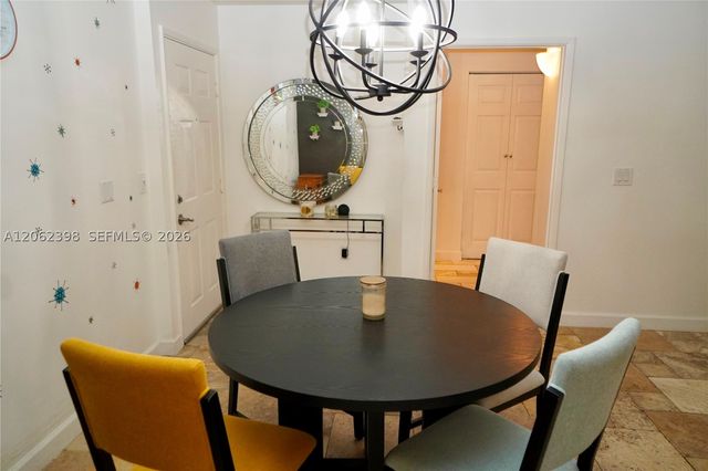 1900 Van Buren St 118B, Hollywood, FL 33020