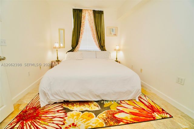 1900 Van Buren St 118B, Hollywood, FL 33020