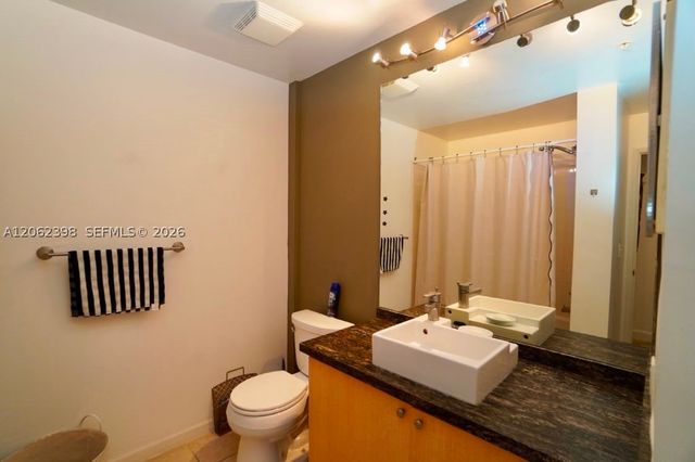 1900 Van Buren St 118B, Hollywood, FL 33020