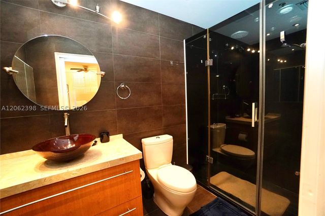 1900 Van Buren St 118B, Hollywood, FL 33020