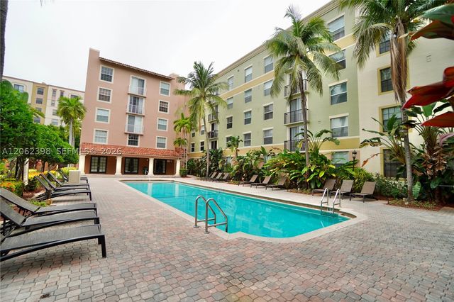 1900 Van Buren St 118B, Hollywood, FL 33020