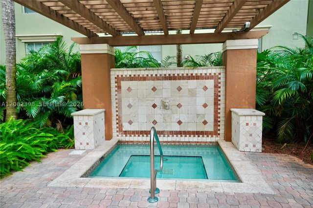 1900 Van Buren St 118B, Hollywood, FL 33020