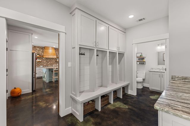 45 Entrekin Ln., Purvis, MS 39475