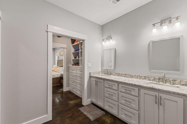 45 Entrekin Ln., Purvis, MS 39475