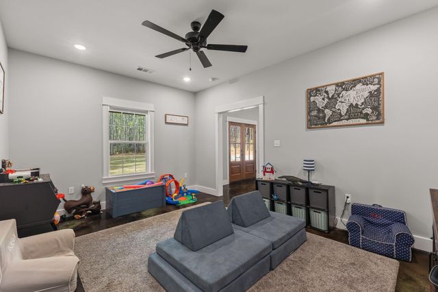 45 Entrekin Ln., Purvis, MS 39475