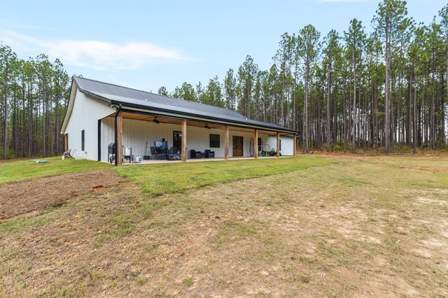 45 Entrekin Ln., Purvis, MS 39475